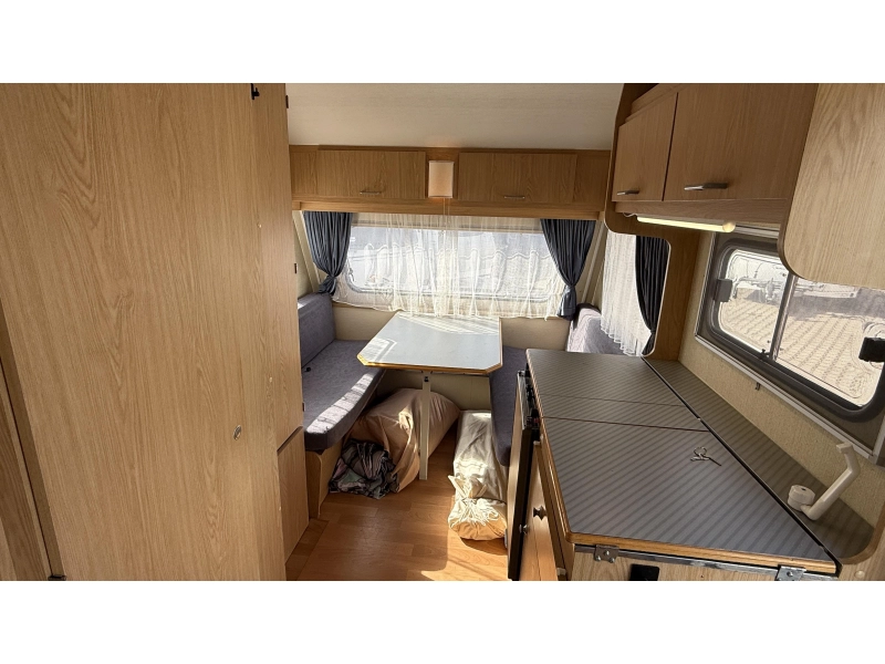 Home-Car Confort 42 2x zitgroep toiletruimte 