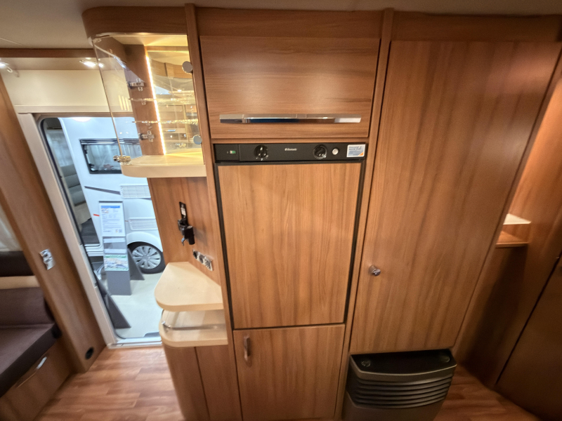 Knaus Sudwind Exclusive 580 UF mover+voortent+bankairco  foto: 16