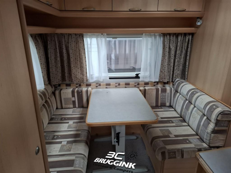 Knaus Sudwind As Good As Gold 400 TMF Dwars Bed Treinzit 