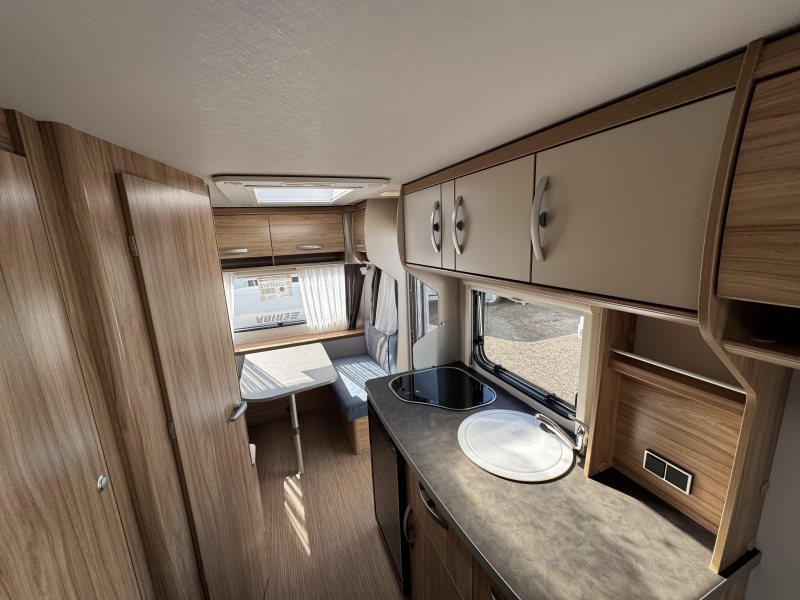 Eriba Nova Light 442 