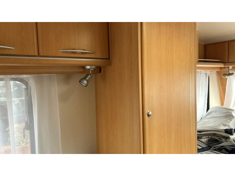 Adria Altea 390 DS Voortent+luifel  foto: 6