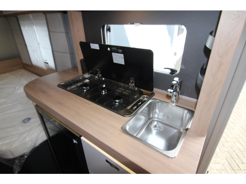 Knaus Sport 500 EU Enkele bedden & rondzit!  foto: 13