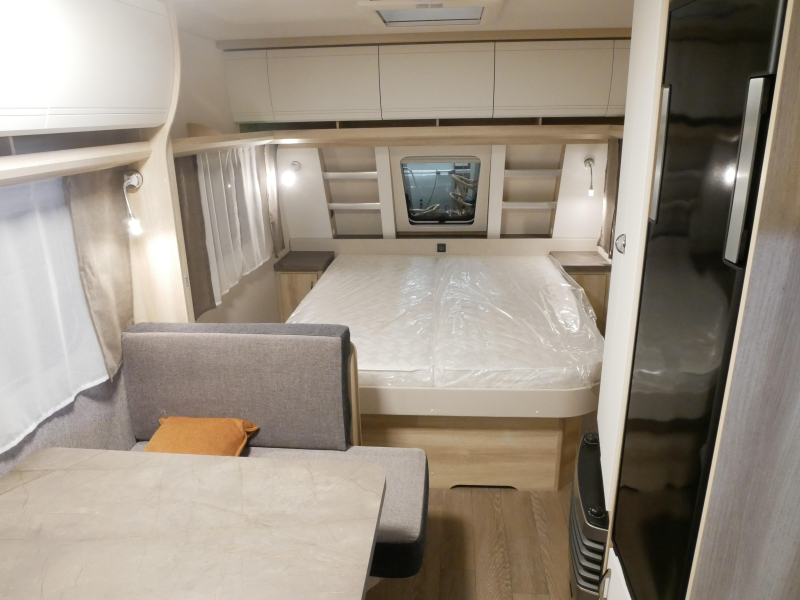 Hobby De Luxe 460 SFF Model 2027  foto: 10