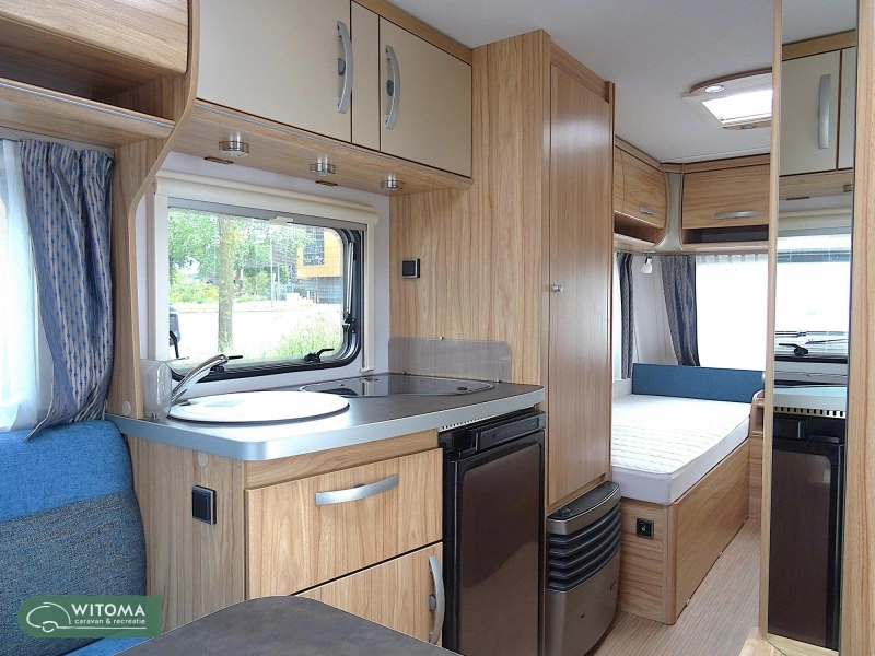 Eriba Nova Light 470 super compleet uitgevoerd 