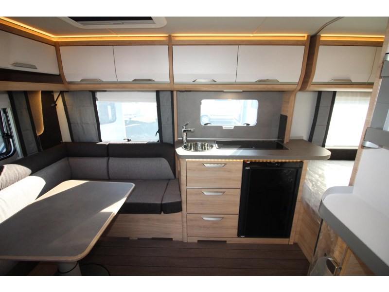 Knaus Sudwind Black Selection 450 FU Modeljaar 2027  foto: 6