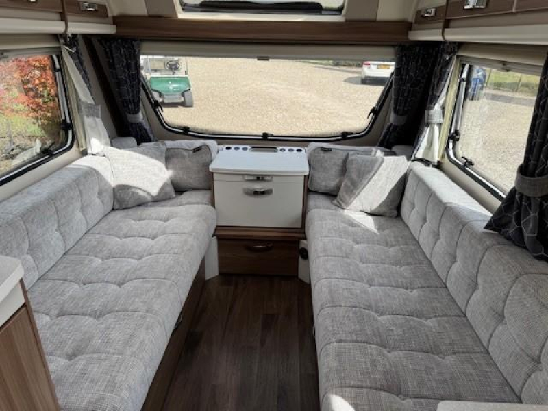 Sprite Alpine 420 CT mover airco zakluifel enz  foto: 8