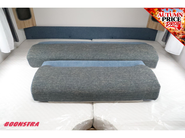Eriba Nova Light 442 Elegance Luifel Middenkeuken Lengtebed LMV foto: 14