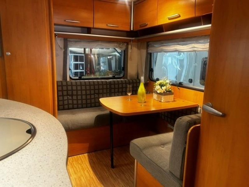 Eriba Living Pulse 440 mover, luifel  foto: 8
