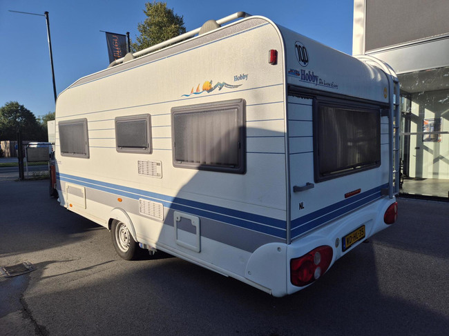 Hobby 460 UFE Mover, Voortent + Nw. Etui luifel