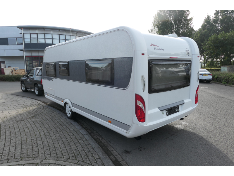 Hobby Excellent 560 CFE mover, luifel en fietsdr 