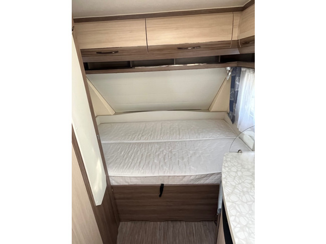 Hobby 440 Sf De Luxe topstaat! vast bed 2014 foto: 6