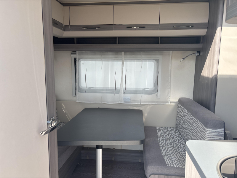 Hobby On Tour 390 SF Mover/Dorema luifel  foto: 4