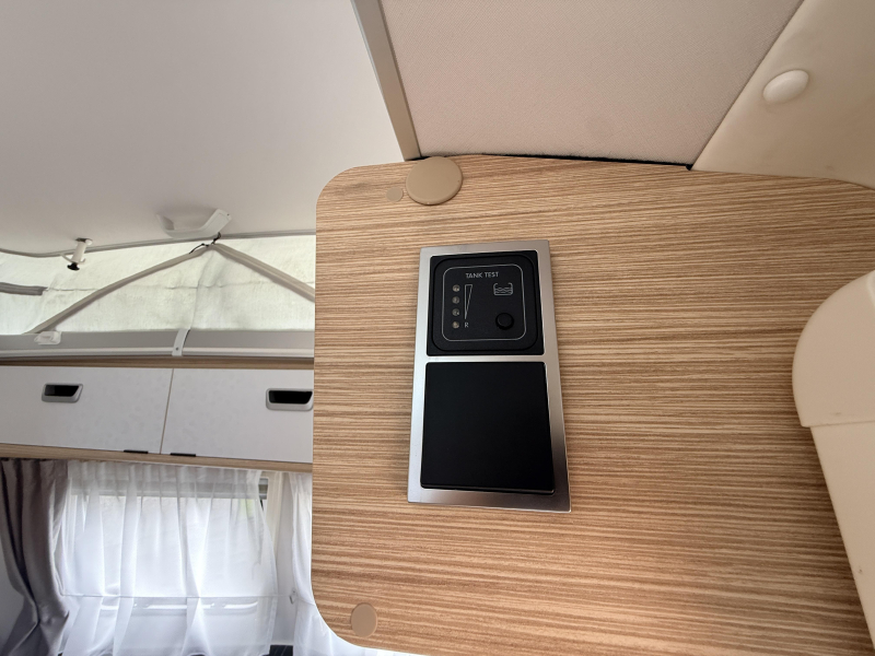 Eriba Touring 530 Thule 6300 Luifel  foto: 5