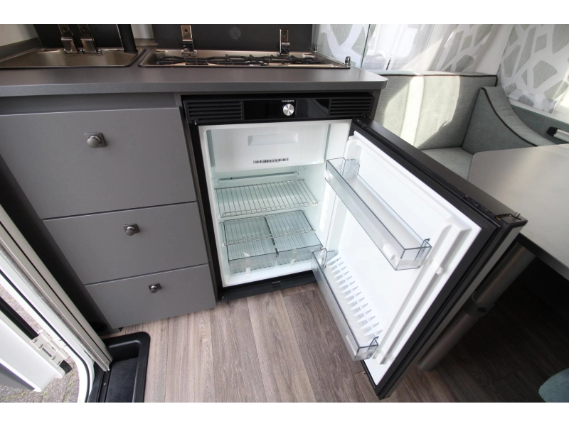 Fendt Apero Activ 390 FH Frans bed & eindkeuken!  foto: 14