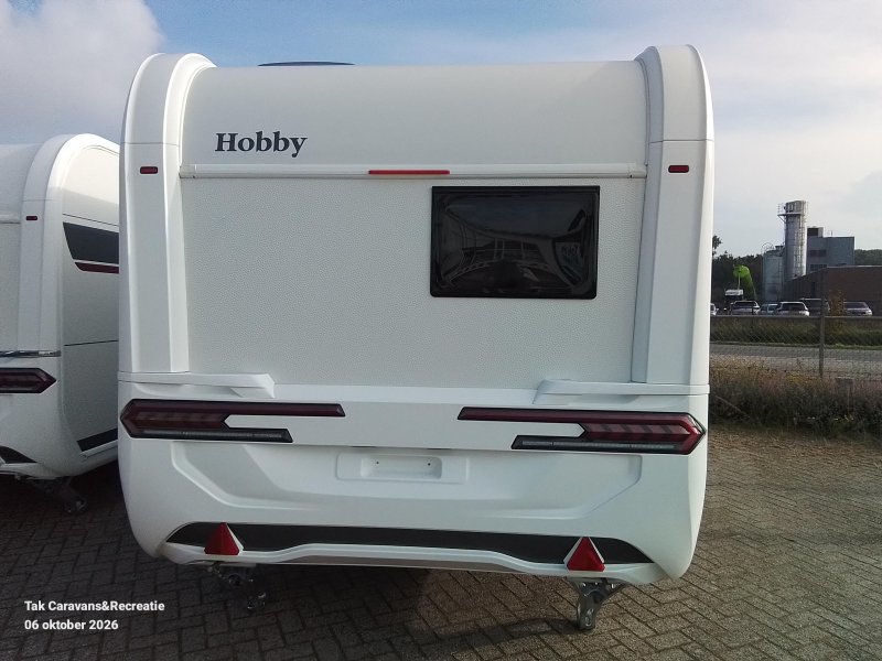 Hobby De Luxe 460 SFF Model 2027 met queensbed  foto: 2