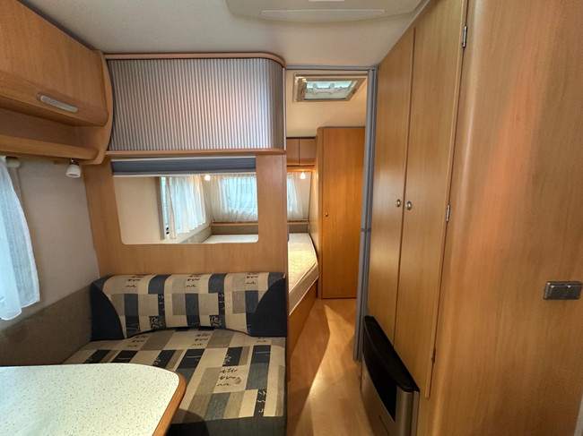 Beyerland Sprinter 390 FB foto: 22