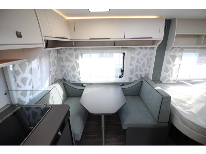 Fendt Apero Activ 390 FH Frans bed & eindkeuken!  foto: 5