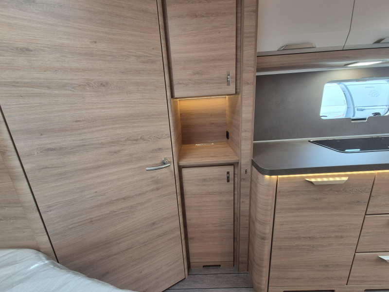 Knaus Sudwind Black Selection 580 UF ALDE verwarming  foto: 11