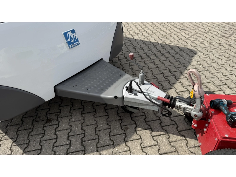 Knaus Sudwind 500 FU frans bed rondzit toilet  foto: 16