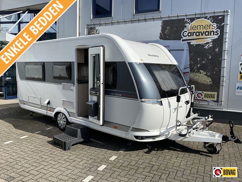 Hobby De Luxe Edition 460 LU ENKELE BEDDEN-MOVER 