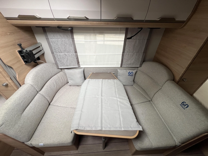 Knaus Sudwind 60 Years 550 FSK Mover, Nieuwe voortent  foto: 6