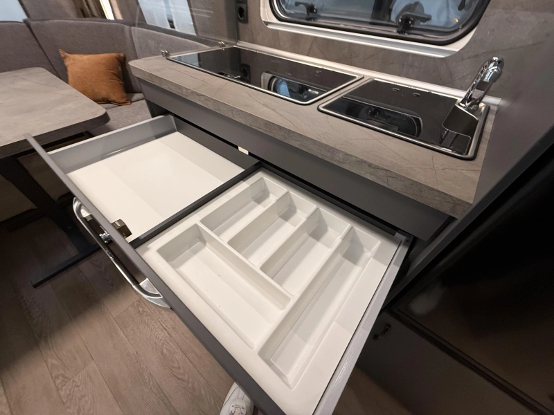 Hobby De Luxe 460 UFE  foto: 6