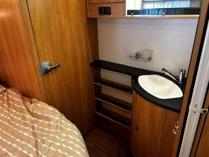 Dethleffs Camper 470 FR mover, fietsendrager  foto: 7