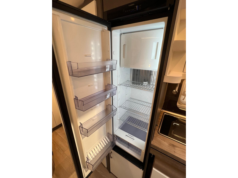 Hobby Excellent Edition 650 KMFE 2X Auto.mover, Airco, TV  foto: 15