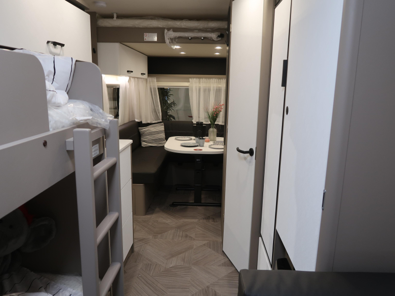 Dethleffs C'Go UP 525 KR STAPELBED + HEFBED  foto: 2