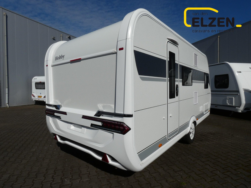 Hobby Excellent Edition 490 KMF actie prijs, incl. opties 