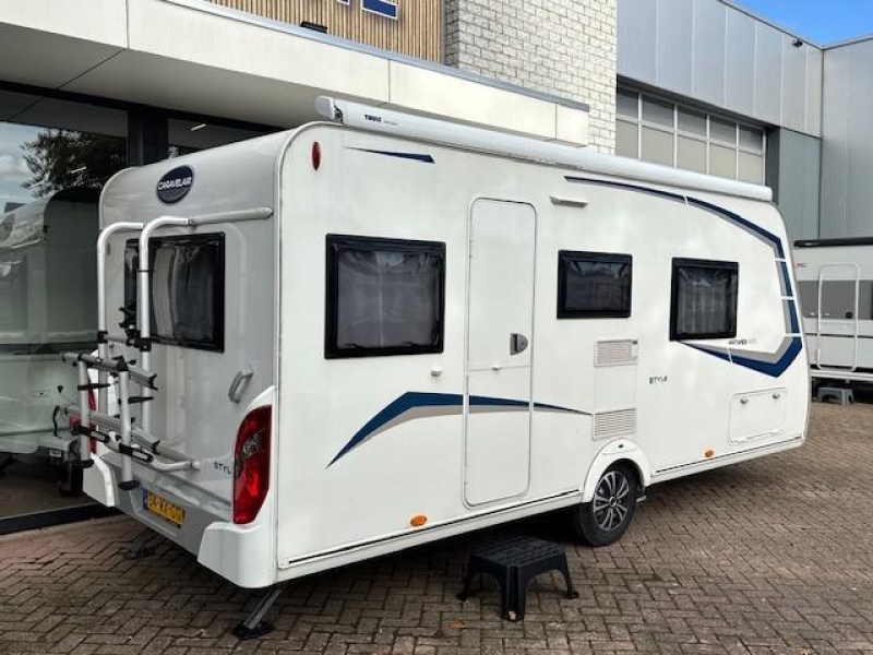 Caravelair Antares Style 470 mover, luifel, fietsenrek  foto: 2