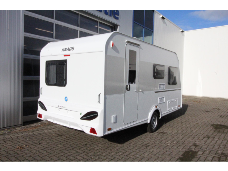 Knaus Sport 420 QD Dwarsbed & ruime keuken! 