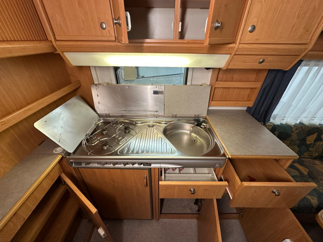 Knaus Südwind 450 FU foto: 7