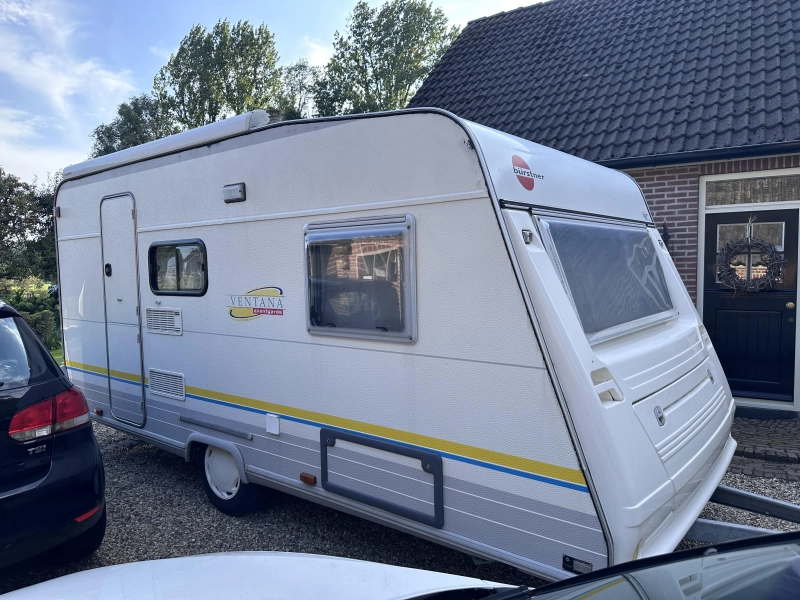 Bürstner Ventana Avantgarde 430 TN met nieuwe voortent  hoofdfoto: 1