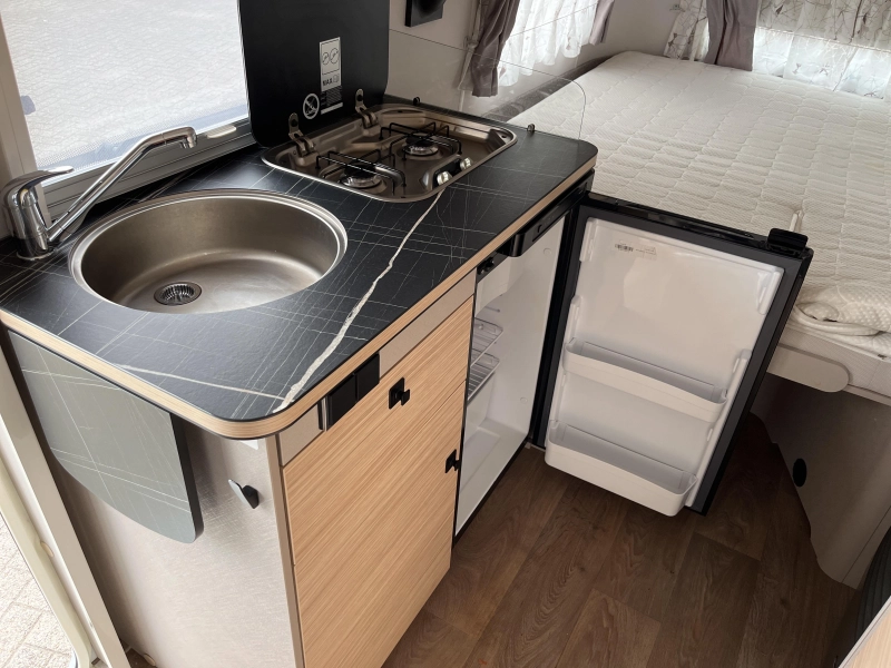 Eriba Touring 542 Urban memphis compleet  foto: 4