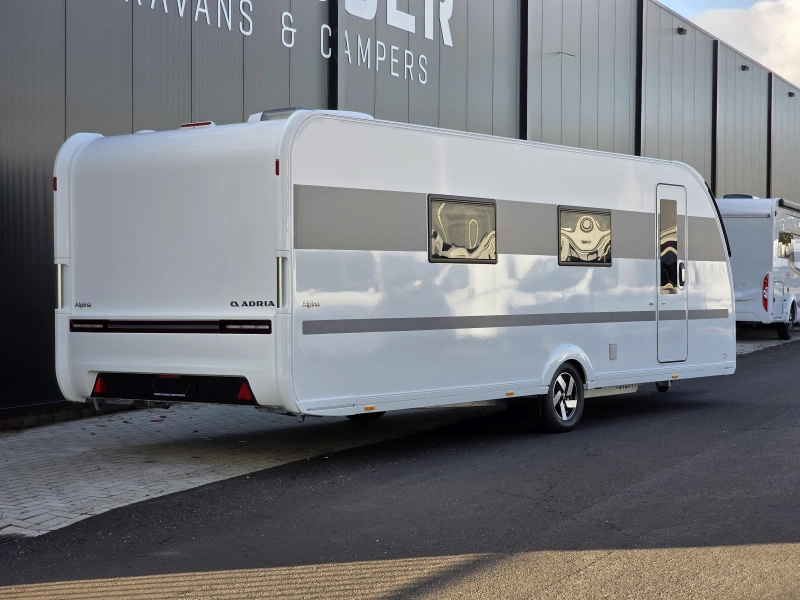 Adria Alpina 663 HT 
