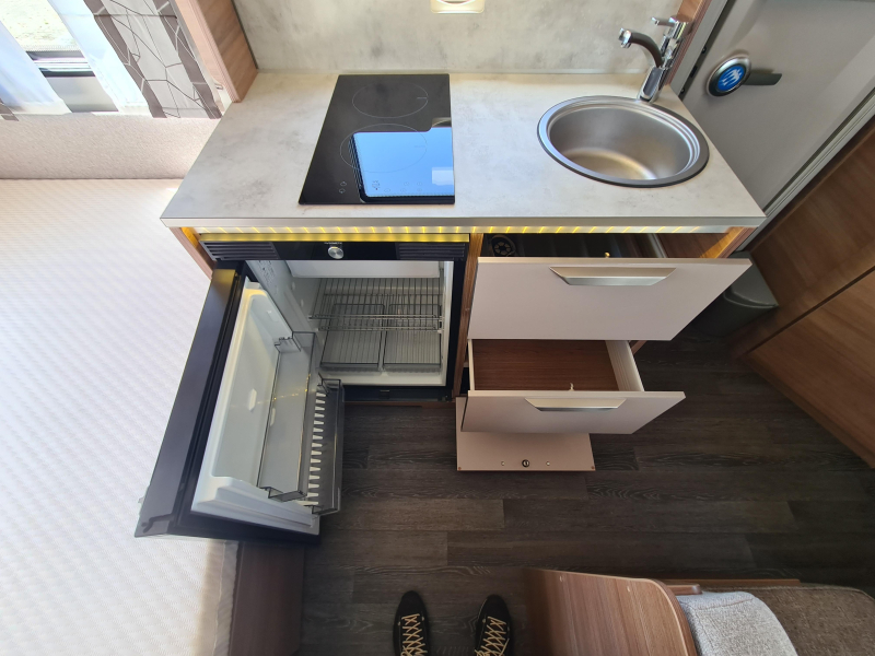 Knaus Sport E-Power Selection 400 QD  foto: 16