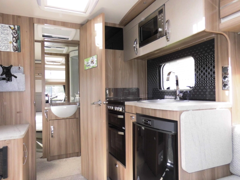 Sprite Cruzer 520 SR Mover, Airco en luifel  foto: 9