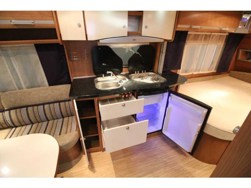 LMC Musica 470 D Mover Voortent Fietsenrek  foto: 12