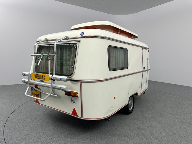 Eriba Touring Triton 410 foto: 14