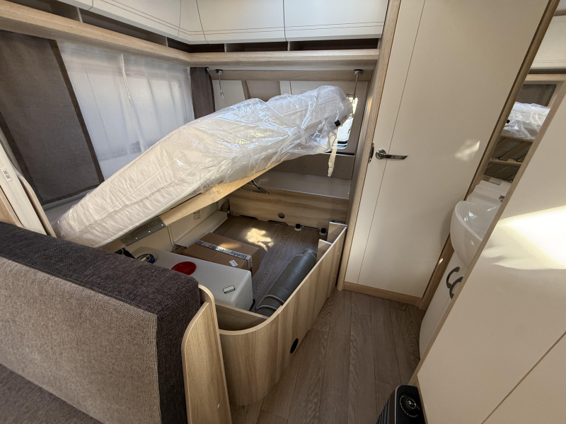 Hobby De Luxe 400 SFE  foto: 7