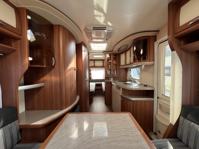 Hobby Prestige 540 UL Luifel, Mover, Airco  foto: 3
