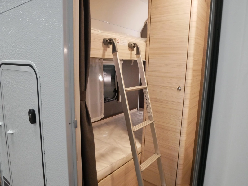 Dethleffs C'Joy 480 QLK mover en luifel cadeau 