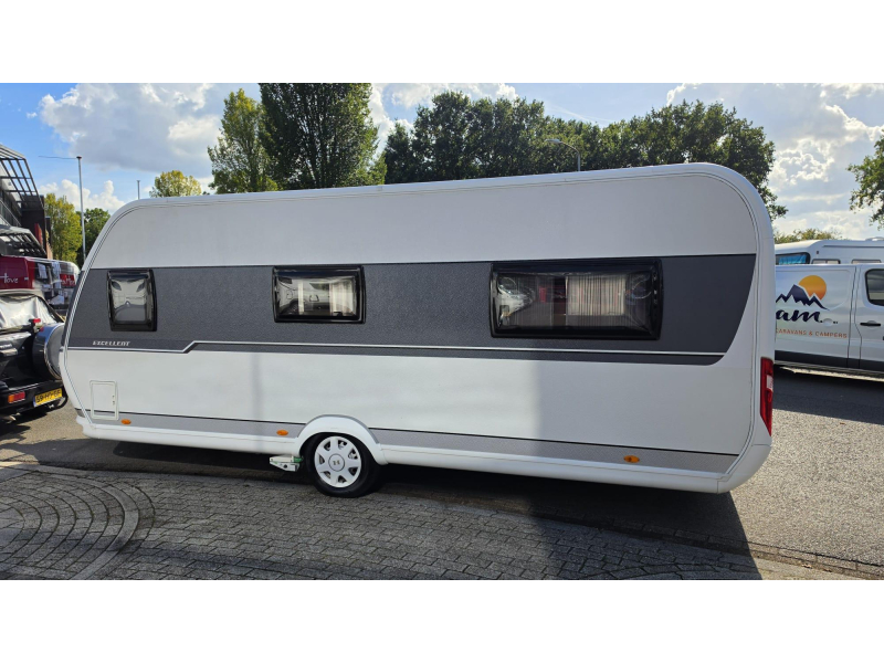 Hobby Excellent 560 CFE inclusief mover  foto: 3