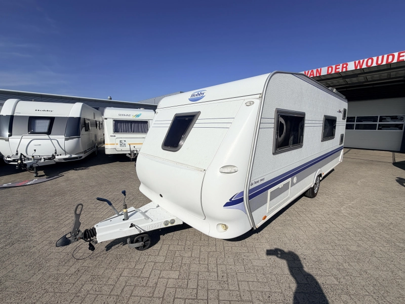 Hobby De luxe Easy 560 KMFE Voortent, 6 pers.  foto: 17