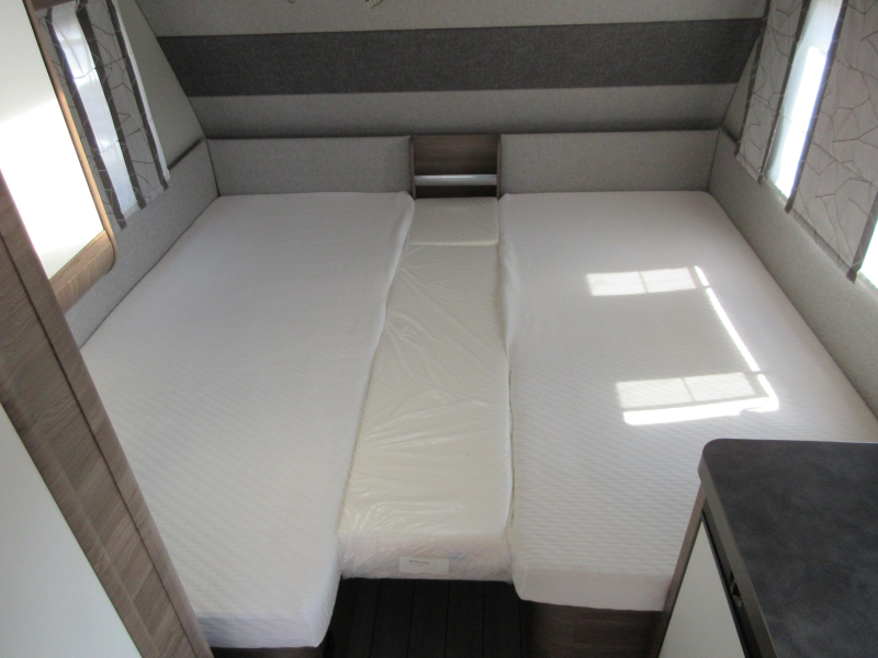 Knaus Sport Silver Selection 460 EU MET MOVER EN VASTE LUIFEL  foto: 7