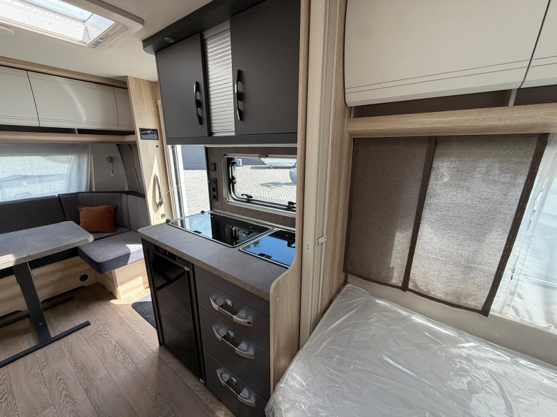 Hobby De Luxe 460 LU MODEL 2027  foto: 10