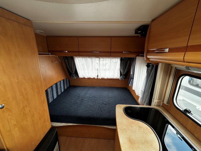 Caravelair Ambiance Style 390 Voortent, kluis, ALKO AKS  foto: 5