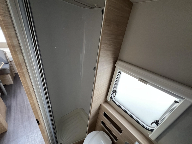 Knaus Sudwind 580 QS Mover, Stapelbed, Radio,  foto: 15