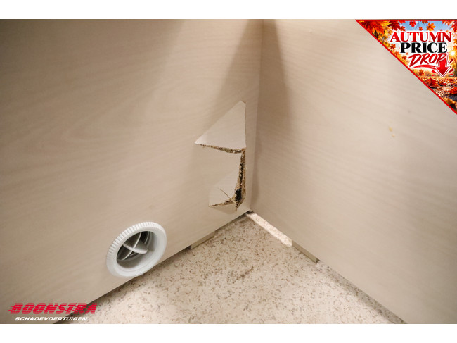 Dethleffs RB 5A Dwarsbed Middenkeuken foto: 19